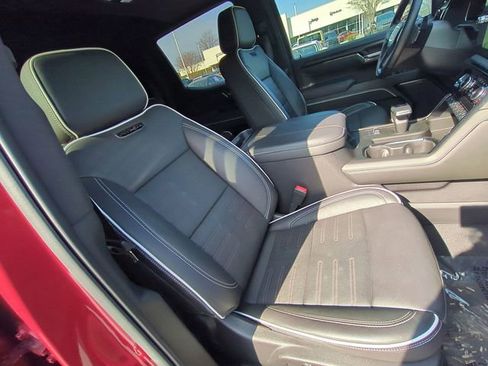 Used 2024 GMC Sierra 1500 AT4X image 40