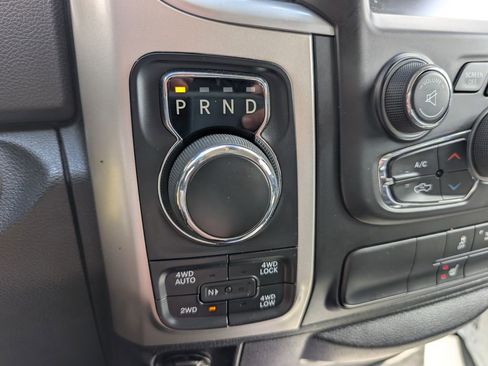 Used 2017 RAM 1500 Big Horn AWD/4WD image 31