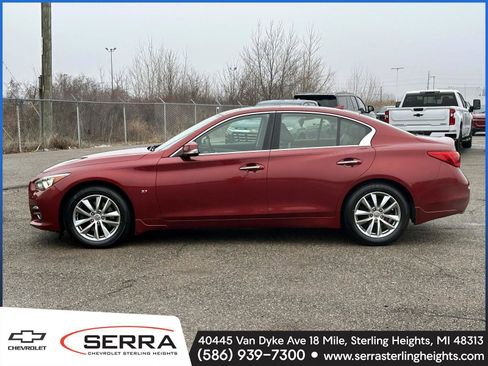 Used 2015 INFINITI Q50 Premium image 2