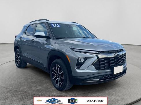 Used 2024 Chevrolet TrailBlazer ACTIV w/ Driver Confidence Package AWD/4WD image 7