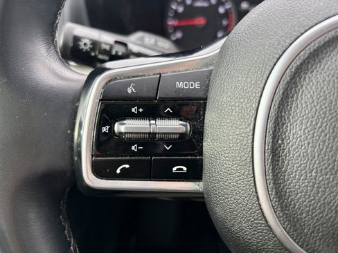 Used 2023 Kia Sorento EX w/ Panoramic Sunroof Package image 16