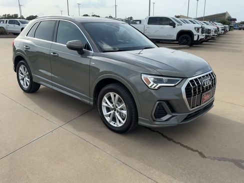 Used 2025 Audi Q3 2.0T Premium AWD/4WD image 3
