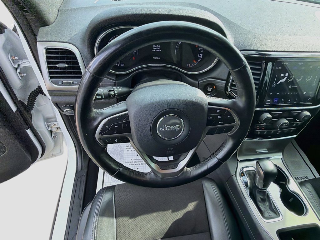 Used 2021 Jeep Grand Cherokee Laredo RWD image 38