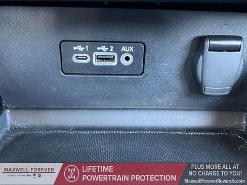 Used 2024 Nissan Altima 2.5 SV image 6