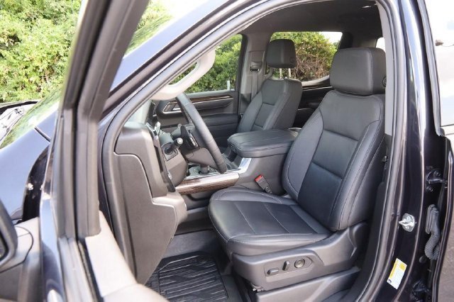 Used 2025 GMC Sierra 1500 Elevation w/ Elevation Premium Package AWD/4WD image 8