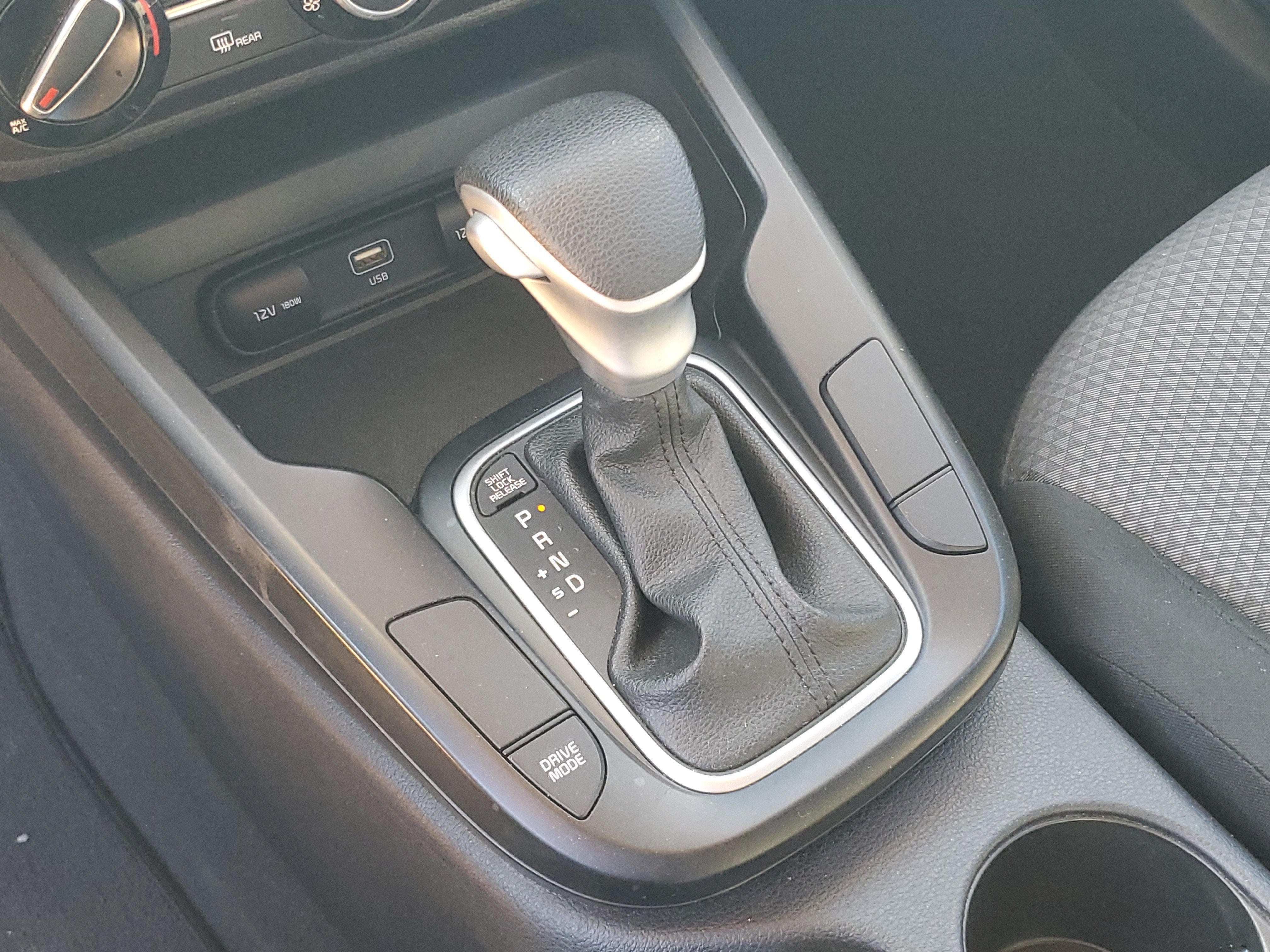 Used 2024 Kia Soul LX w/ Option Group 015 FWD image 24