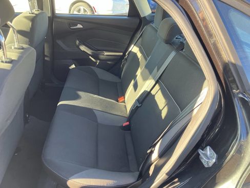 Used 2012 Ford Focus SE FWD image 28