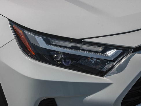 Used 2024 Toyota RAV4 LE image 2