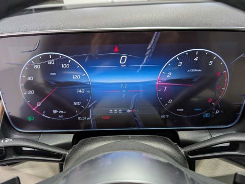 Used 2026 Mercedes-Benz GLC 300 4MATIC image 22