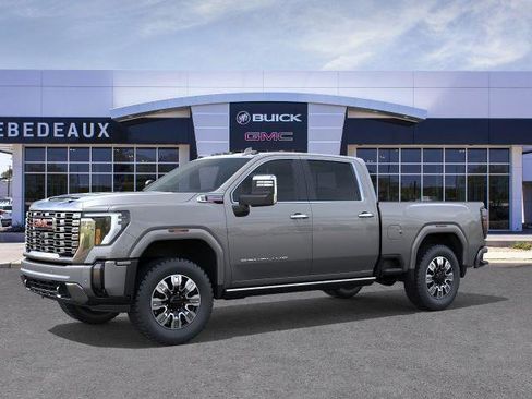 New 2026 GMC Sierra 2500 Denali w/ Denali Reserve Package AWD/4WD image 35