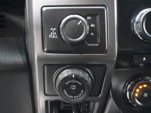 Used 2017 Ford F150 XLT w/ Equipment Group 301A Mid image 18