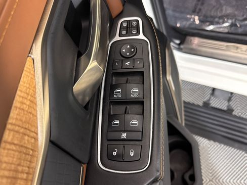 Used 2024 RAM 2500 Limited w/ Safety Group image 23