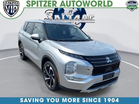 Used 2023 Mitsubishi Outlander SE FWD image 1