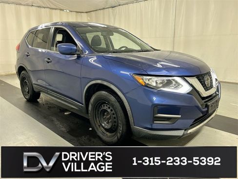 Used 2018 Nissan Rogue S image 1