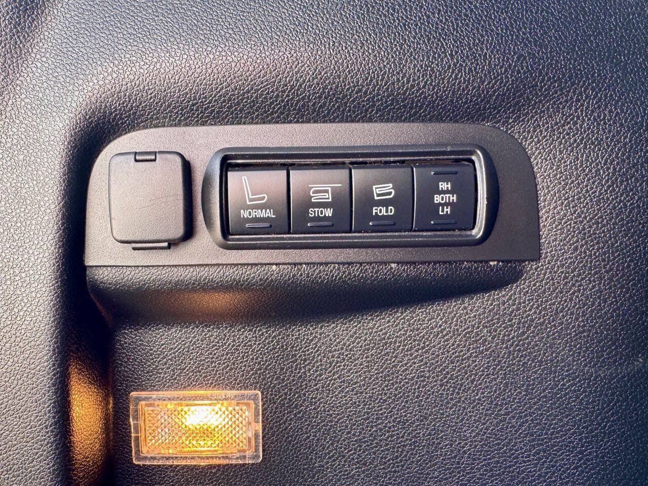 Used 2019 Ford Explorer Sport w/ Equipment Group 401A AWD/4WD image 13