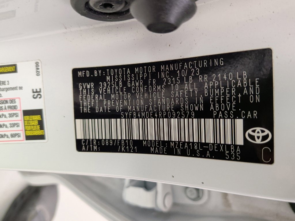 Used 2024 Toyota Corolla LE FWD image 39