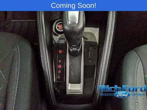 Used 2018 Nissan Kicks S FWD image 9