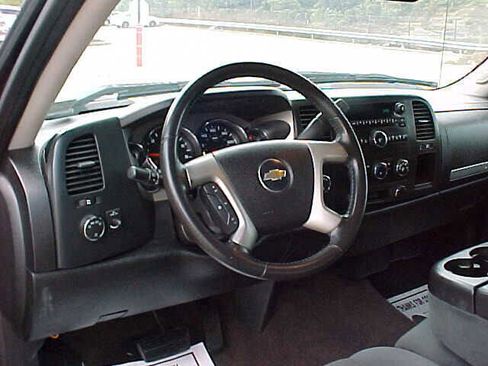 Used 2008 Chevrolet Silverado 1500 LT w/ Power Pack Plus image 19