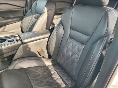 Certified 2024 Nissan Rogue Platinum w/ Platinum Premium Package image 13