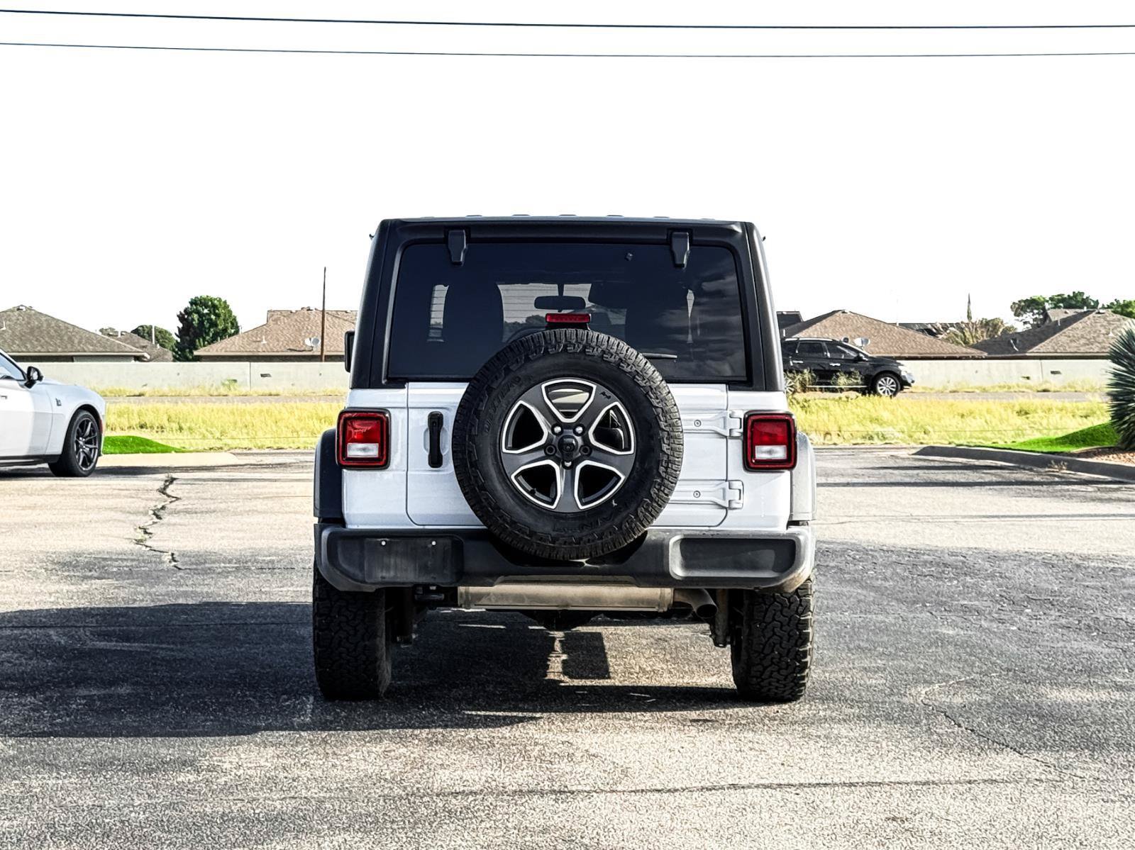 Used 2023 Jeep Wrangler Unlimited Sport AWD/4WD image 10