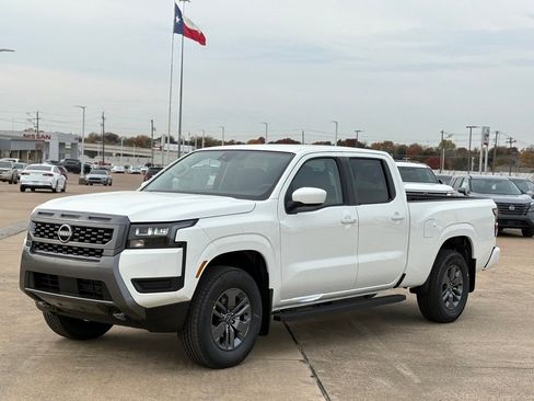 New 2026 Nissan Frontier SV image 4