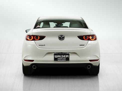 Used 2019 MAZDA MAZDA3 Sedan FWD image 4