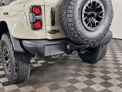 Used 2025 Ford Bronco Raptor AWD/4WD image 40