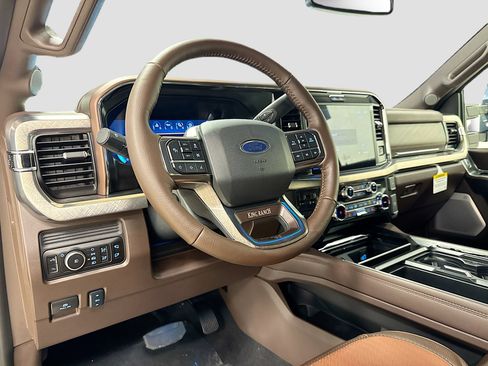 New 2026 Ford F350 King Ranch w/ Chrome Package AWD/4WD image 9