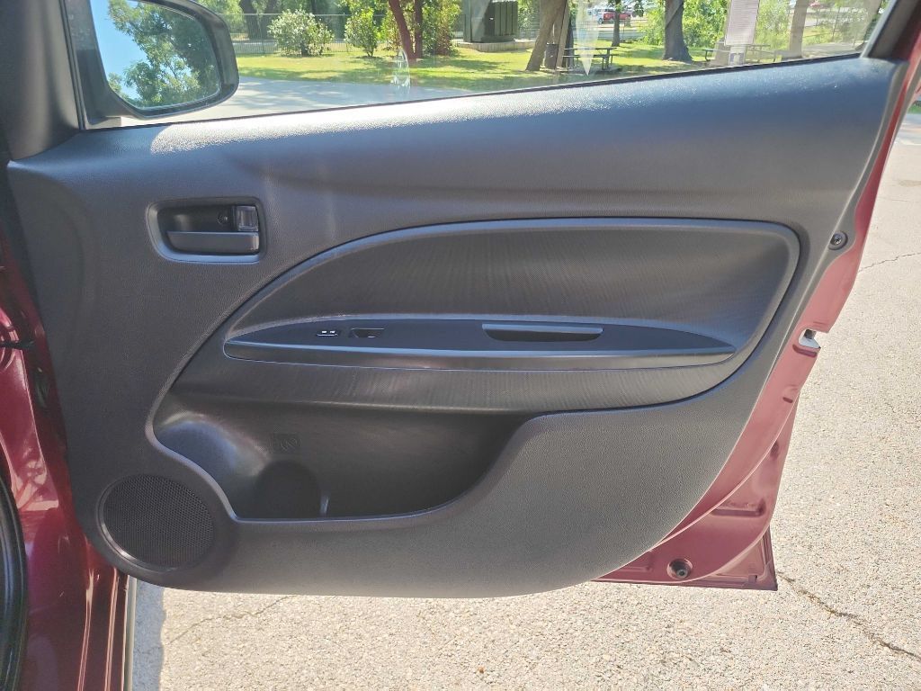 Used 2024 Mitsubishi Mirage ES FWD image 32