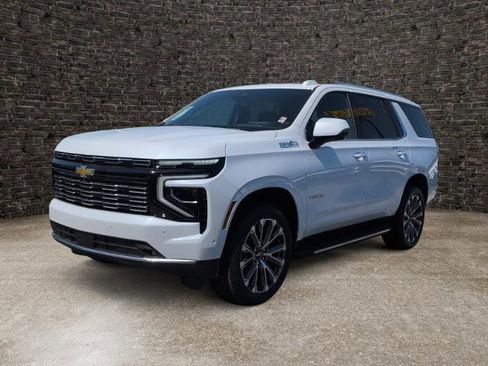 New 2026 Chevrolet Tahoe High Country w/ Sun And Tow Package AWD/4WD image 6