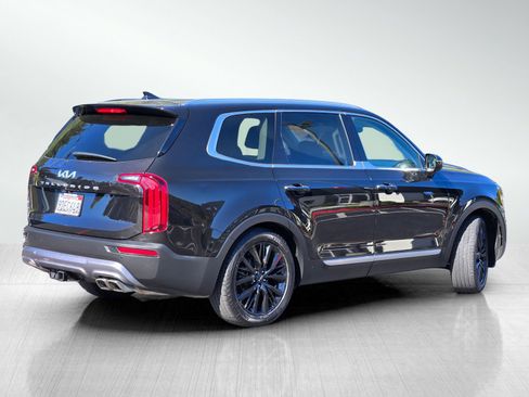 Certified 2022 Kia Telluride SX w/ Towing Package image 4