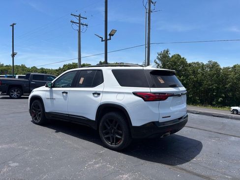 Used 2023 Chevrolet Traverse Premier w/ Redline Edition FWD image 3