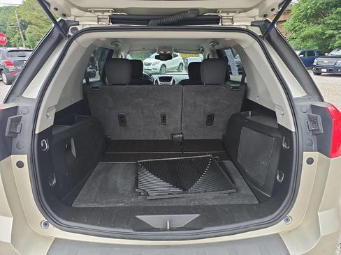 Used 2013 GMC Terrain SLE w/ Chrome and Technology Package image 18