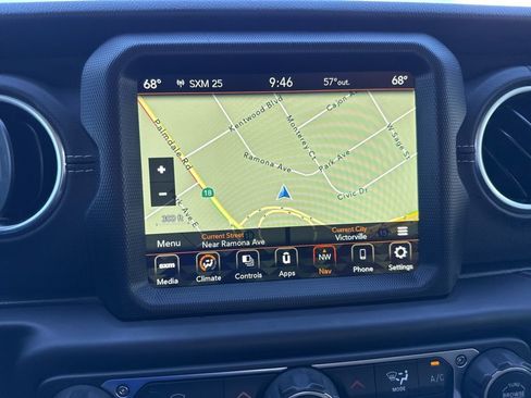 Used 2022 Jeep Wrangler Unlimited Rubicon 4xe image 22