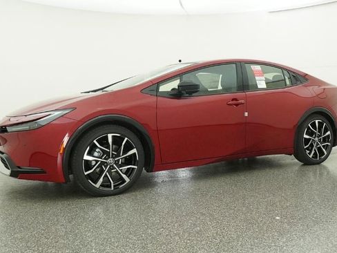 New 2026 Toyota Prius Plug-In Hybrid image 8