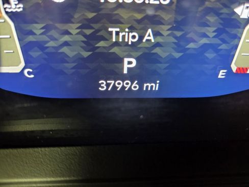 Certified 2024 Jeep Wrangler Unlimited Rubicon image 21