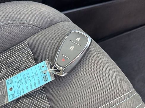 Used 2022 Chevrolet Blazer LT image 36