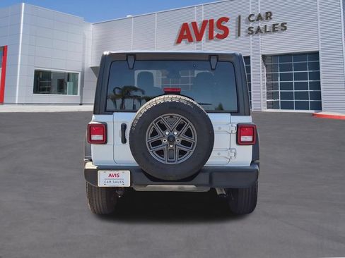 Used 2025 Jeep Wrangler Unlimited Sport AWD/4WD image 7