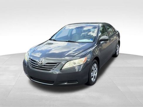 Used 2007 Toyota Camry LE FWD image 30