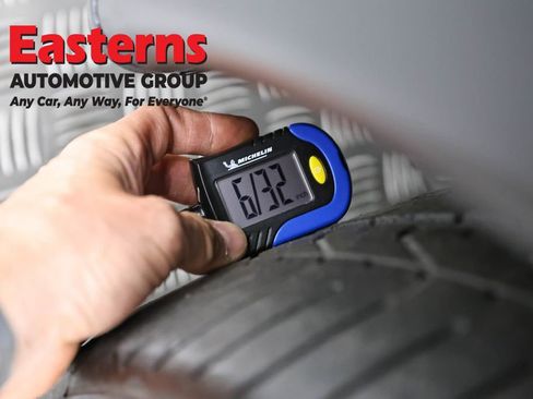 Used 2021 Tesla Model Y Performance image 25