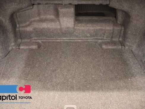 Used 2014 Toyota Camry LE FWD image 23