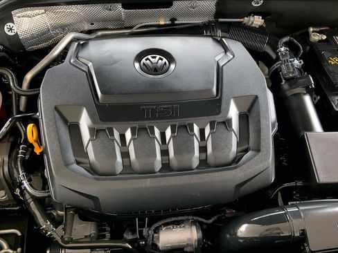 Used 2018 Volkswagen Beetle 2.0T S w/ Style & Comfort Package For S image 31