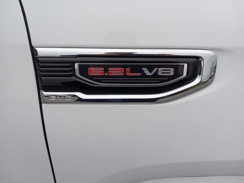 Used 2022 GMC Sierra 1500 Denali AWD/4WD image 10