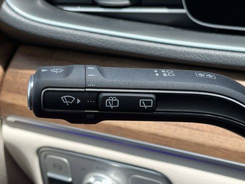 Certified 2026 Mercedes-Benz GLE 350 4MATIC image 37