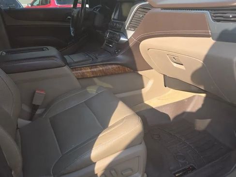 Used 2016 Chevrolet Tahoe LTZ AWD/4WD image 6