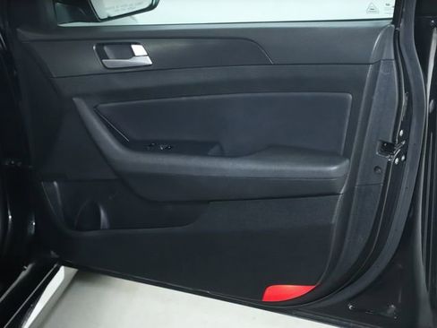 Used 2017 Hyundai Sonata Sport w/ Value Edition Package 02 image 38