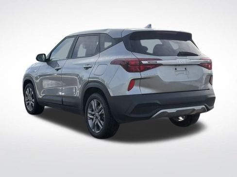 Certified 2023 Kia Seltos LX image 10