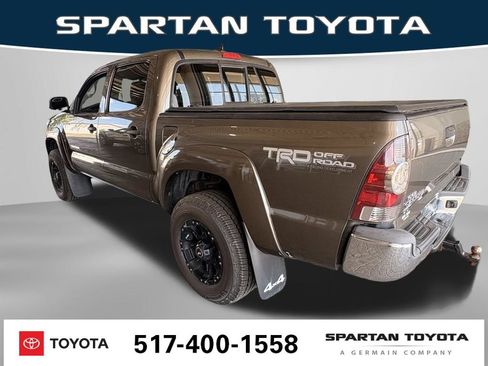 Used 2012 Toyota Tacoma 4x4 Double Cab w/ TRD Off-Road Pkg image 2