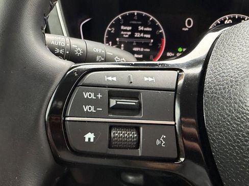 Used 2025 Honda Pilot EX-L image 29