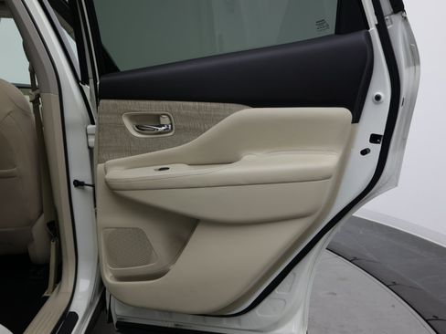 Used 2019 Nissan Murano SV w/ Premium Package FWD image 35